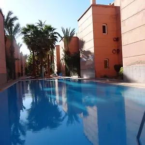 رياد Omar